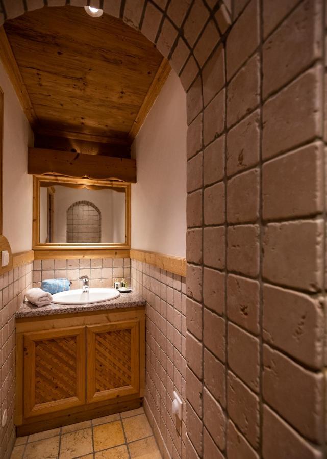 Terresens - Les Cascades Hotel Courchevel Exterior photo